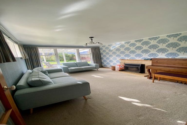 Photo of property in 16 Stephen Street, Trentham, Upper Hutt, 5018