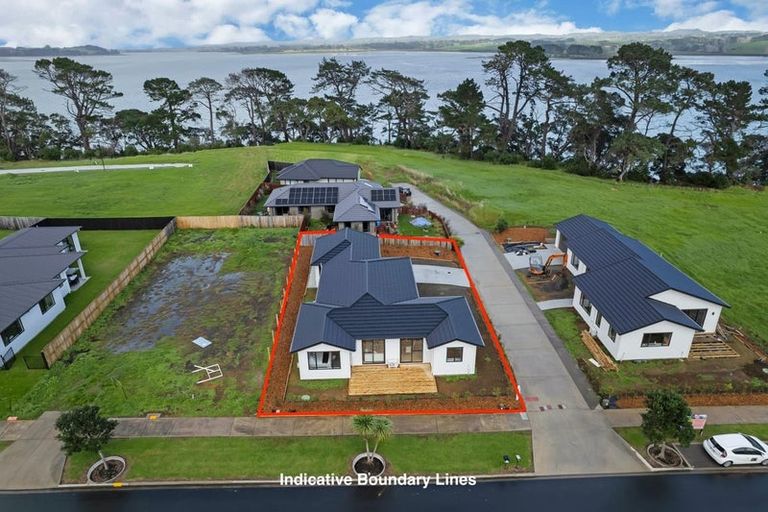 Photo of property in 14a Mclarin Road, Glenbrook, 2681