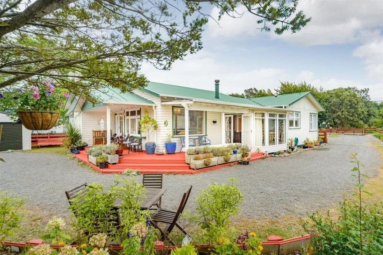 Photo of property in 60 Johnson Street, Bulls, 4818