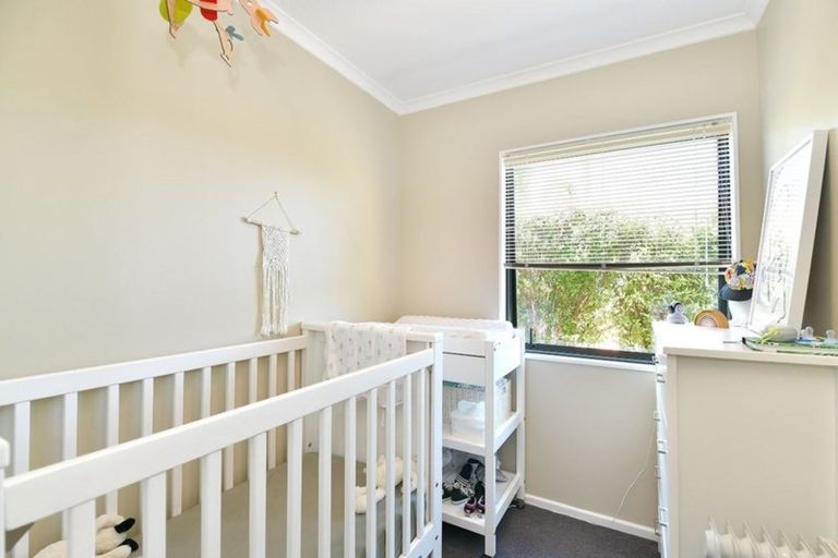 Photo of property in 88d Brian Crescent, Stanmore Bay, Whangaparaoa, 0932