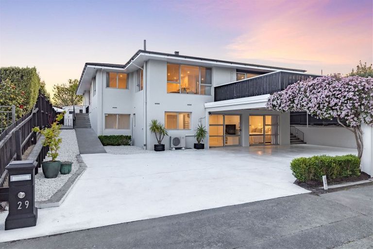 Photo of property in 29 Hillcrest Place, Avonhead, Christchurch, 8042