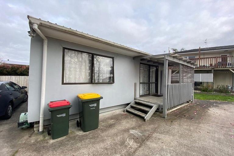 Photo of property in 47 Bodi Place, Te Atatu South, Auckland, 0610