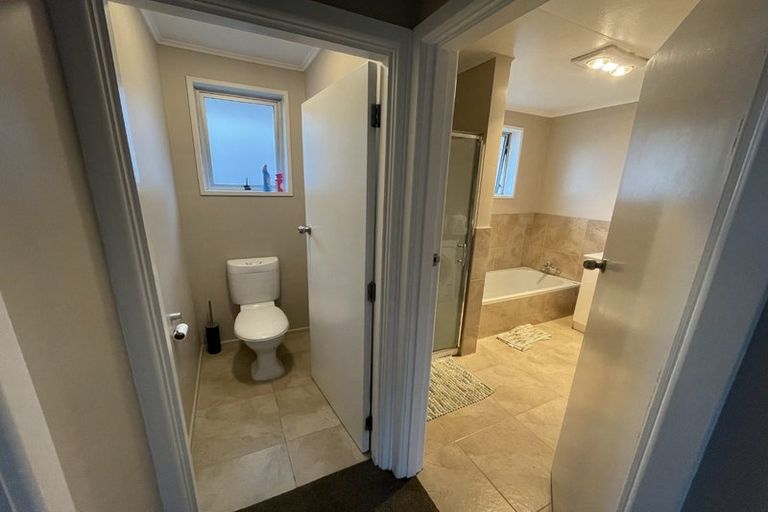 Photo of property in 1/47 Division Street, Riccarton, Christchurch, 8041