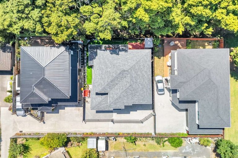 Photo of property in 114b Everglade Drive, Totara Heights, Auckland, 2105