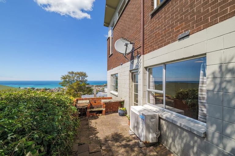 Photo of property in 4 Winston Place, Kew, Dunedin, 9012