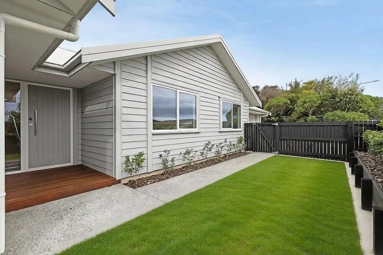 Photo of property in 40 James Line, Kelvin Grove, Palmerston North, 4414