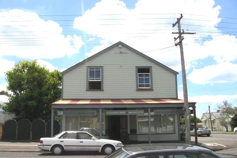 Photo of property in 58 Calliope Road, Stanley Point, Auckland, 0624