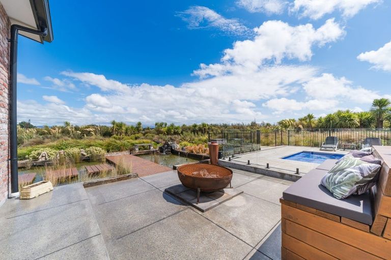 Photo of property in 9 Paterson Lane, Kelvin Grove, Palmerston North, 4470