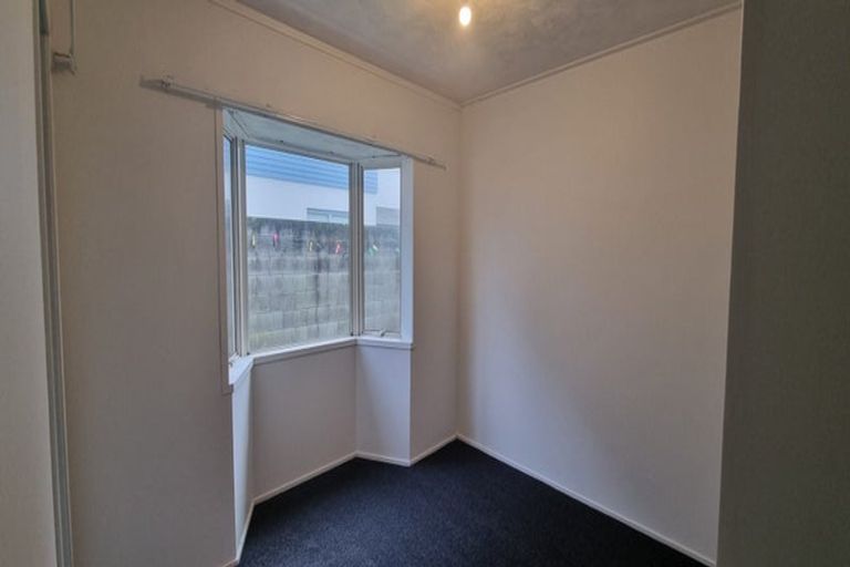 Photo of property in 2/181 Marine Parade, Mount Maunganui, 3116