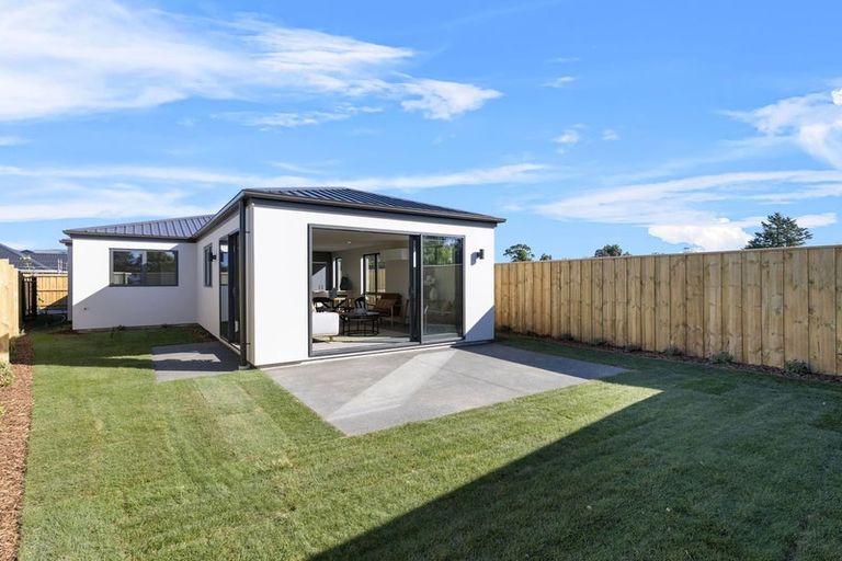 Photo of property in 22 Eccles Place, Halswell, Christchurch, 8025