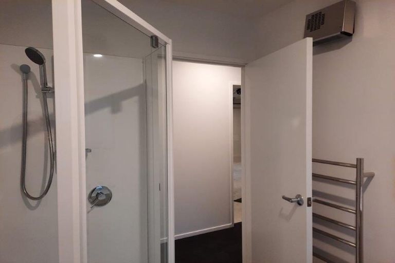 Photo of property in 32 Ellmers Street, Woodend, 7691