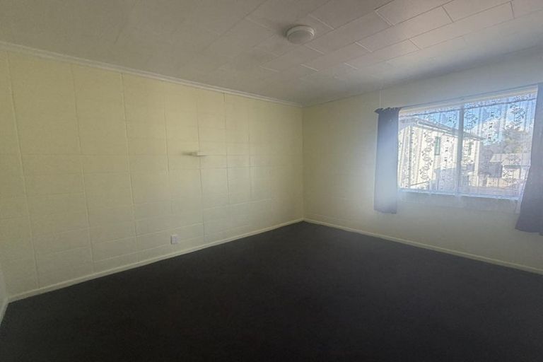 Photo of property in 102 Martin Street, Wallaceville, Upper Hutt, 5018