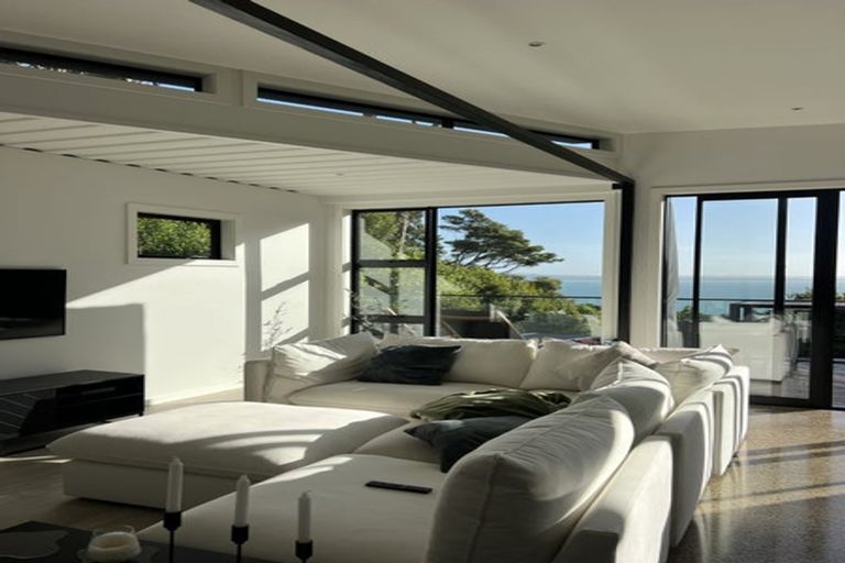 Photo of property in 14 Okoka Road, Omiha, Waiheke Island, 1081