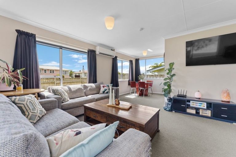 Photo of property in 45 Seyton Street, Stratford, 4332