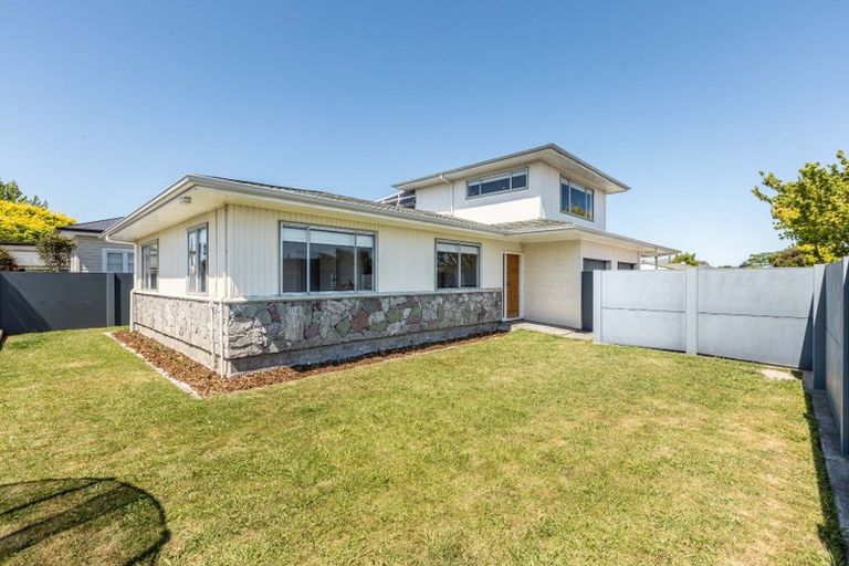 Photo of property in 33 Avenue Road, Greenmeadows, Napier, 4112