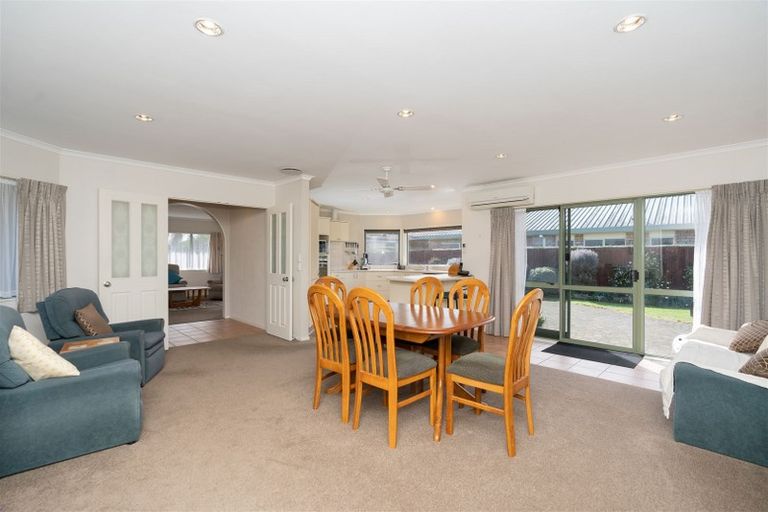 Photo of property in 26 Admiral Crescent, Flagstaff, Hamilton, 3210