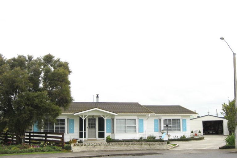 Photo of property in 1010 Garry Street, Raureka, Hastings, 4120