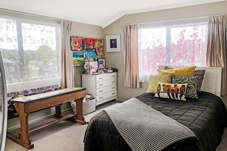 Photo of property in 2/60 Salisbury Road, Birkdale, Auckland, 0626