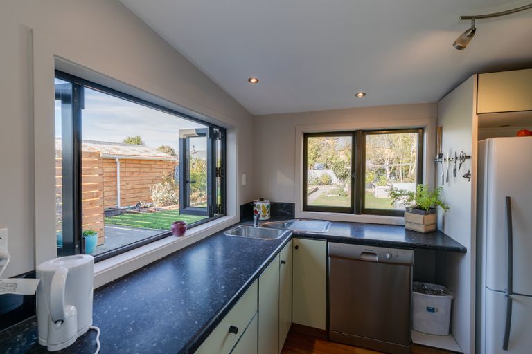 Photo of property in 45 Hopkins Street, Woolston, Christchurch, 8023