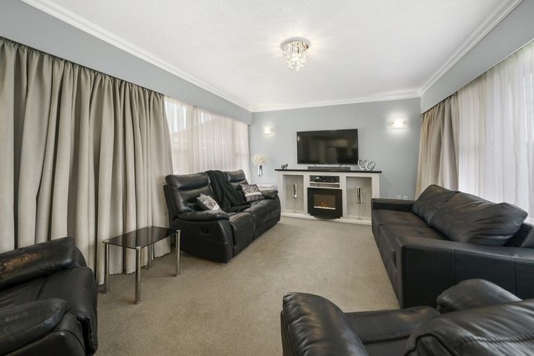 Photo of property in 21 Rata Street, Wainuiomata, Lower Hutt, 5014