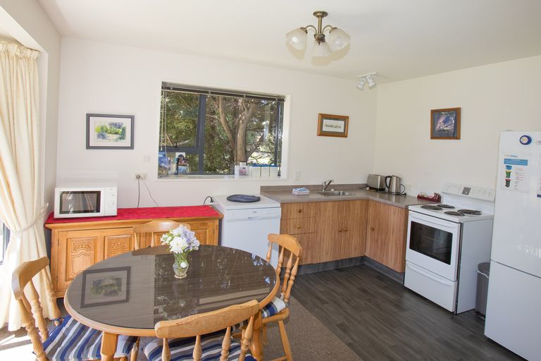 Photo of property in 7 Pioneer Drive, Lake Tekapo, 7999
