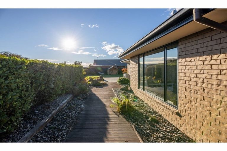 Photo of property in 9 Sea Eagles Place, North New Brighton, Christchurch, 8083