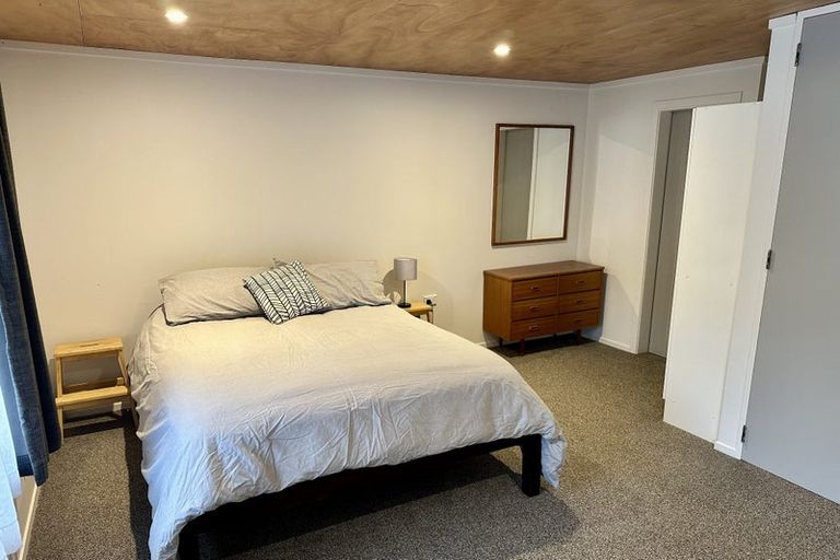 Photo of property in 4 Heathvale Place, Heathcote Valley, Christchurch, 8022