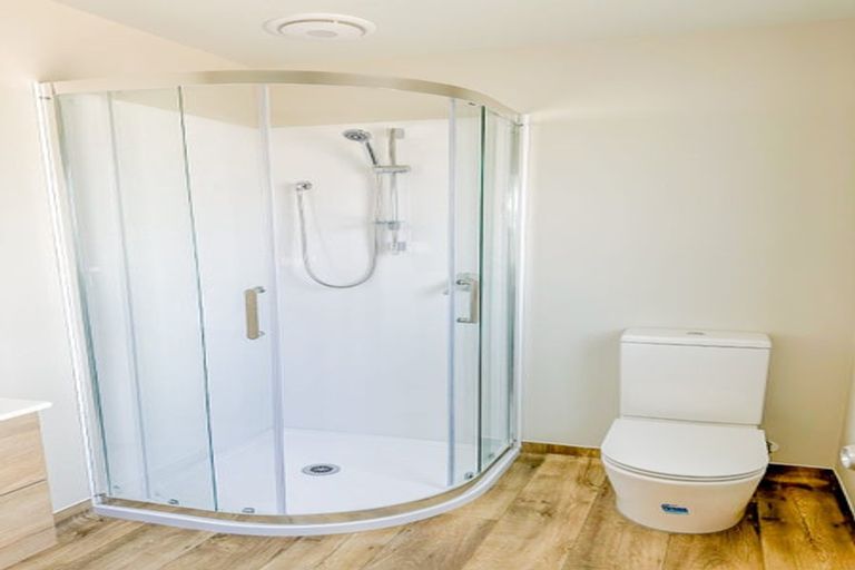 Photo of property in 9/70 Clevedon Road, Papakura, 2110