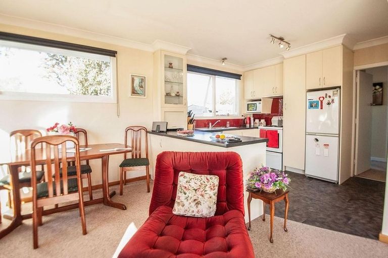 Photo of property in 11 Harrington Street, Lawrence, 9532