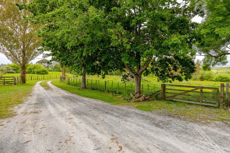 Photo of property in 215 Silver Hill Road, Wellsford, 0975