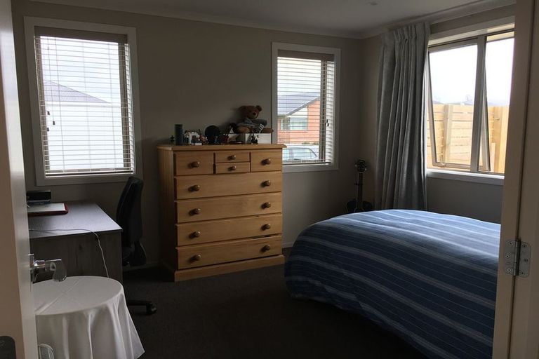 Photo of property in 10 Bradwell Crescent, Halswell, Christchurch, 8025