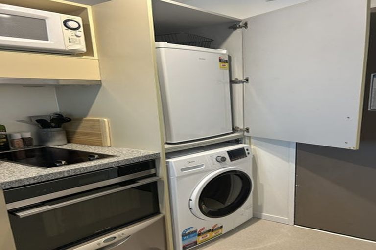 Photo of property in Dual Apartments, 108/142 Vivian Street, Te Aro, Wellington, 6011