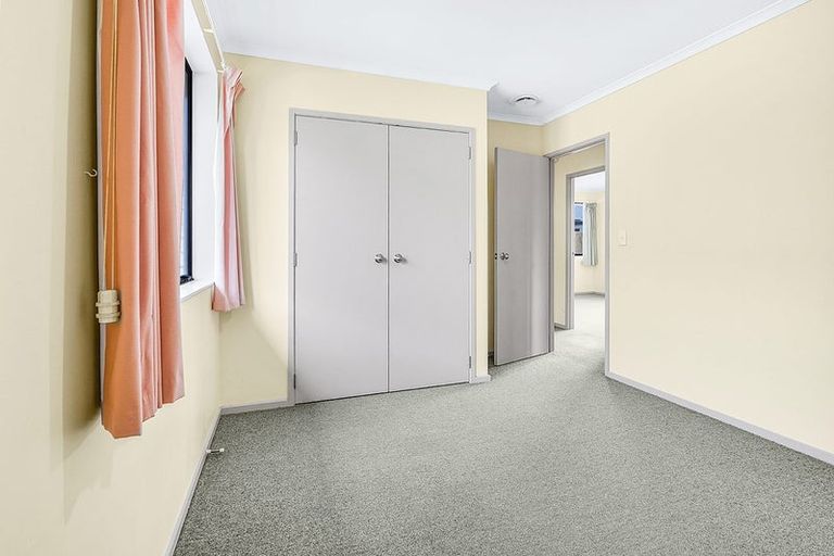 Photo of property in 12 Farnham Close, Rototuna North, Hamilton, 3210