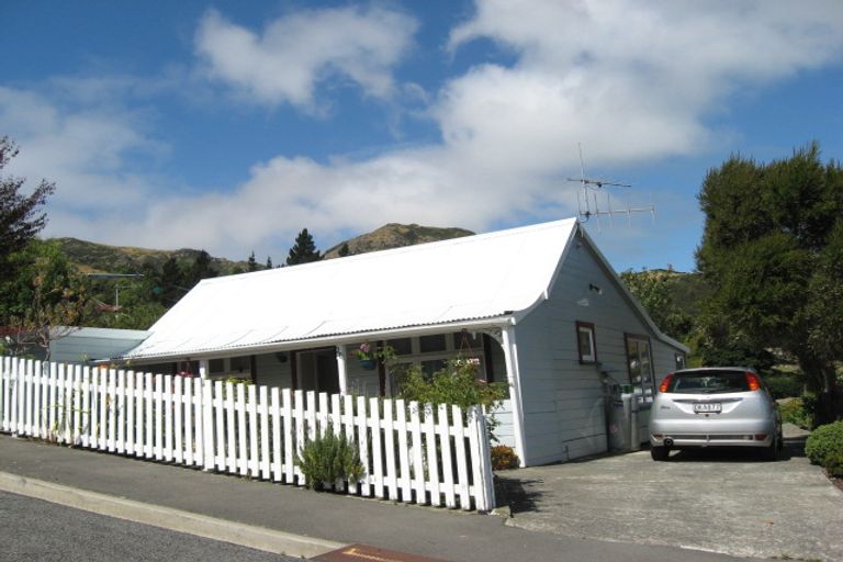 Photo of property in 20 Cornwall Road, Lyttelton, 8082