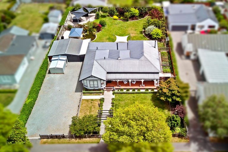 Photo of property in 47 Ayers Street, Rangiora, 7400