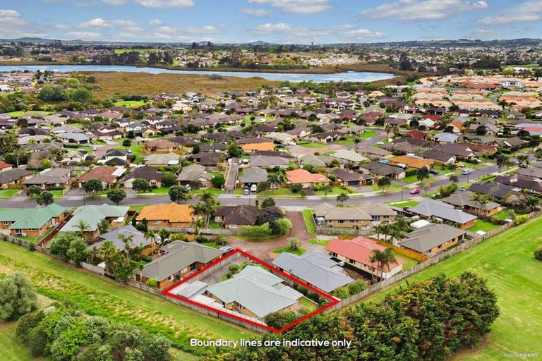 Photo of property in 40 Blackwood Drive, Wattle Downs, Auckland, 2103