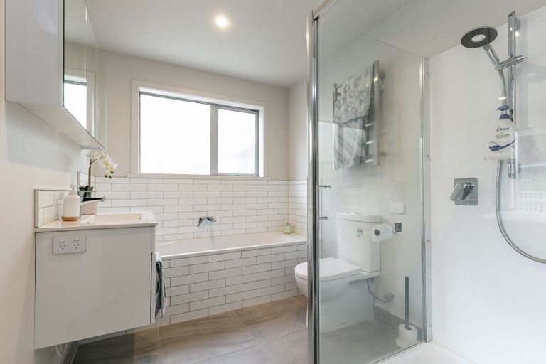 Photo of property in 20b Rarangi Way, Owhiro Bay, Wellington, 6023