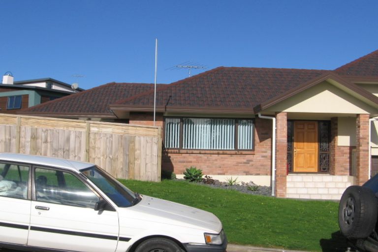 Photo of property in 4 Meridian Court, Oteha, Auckland, 0632