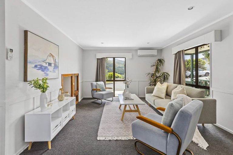 Photo of property in 52 Frobisher Street, Island Bay, Wellington, 6023
