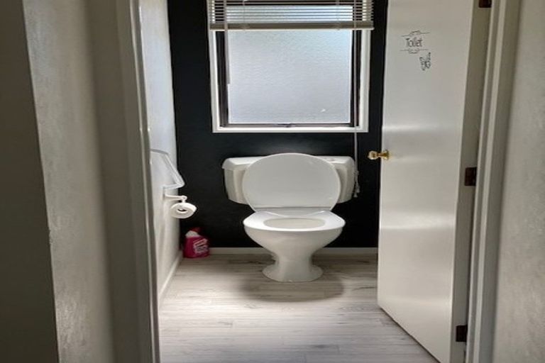 Photo of property in 10 Ted Harpur Place, Onekawa, Napier, 4110