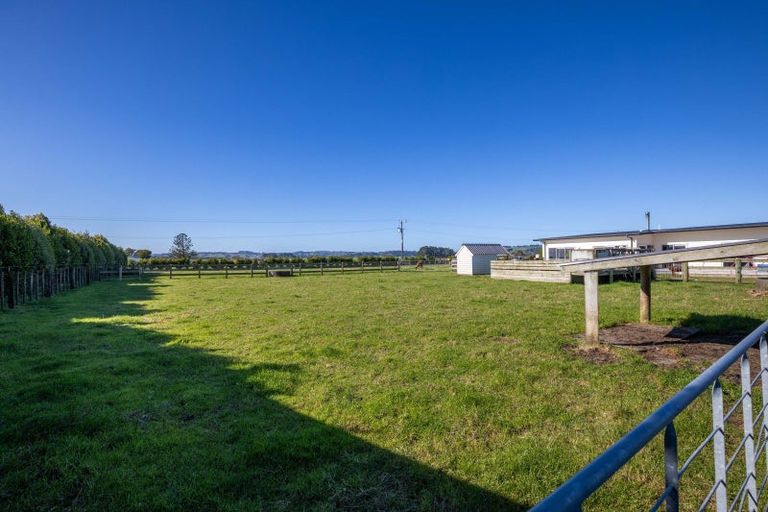 Photo of property in 270 Turangi Road, Tikorangi, Waitara, 4383