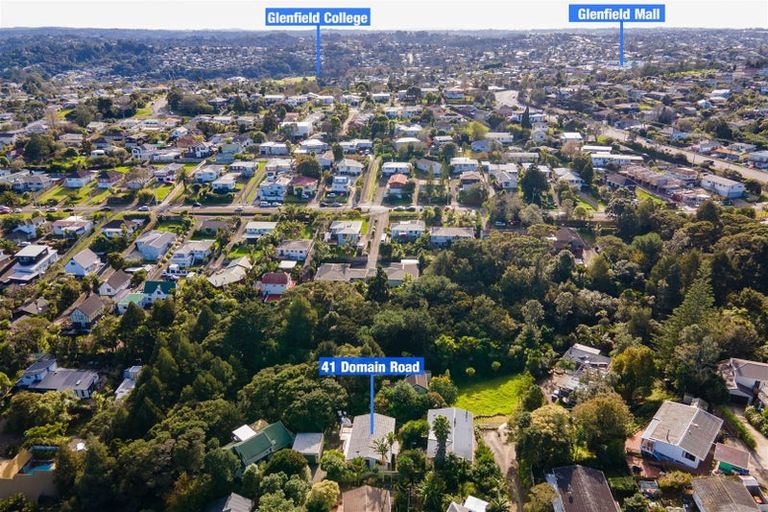 Photo of property in 1/41 Domain Road, Glenfield, Auckland, 0629