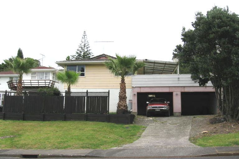 Photo of property in 14 Sequoia Place, Sunnynook, Auckland, 0620