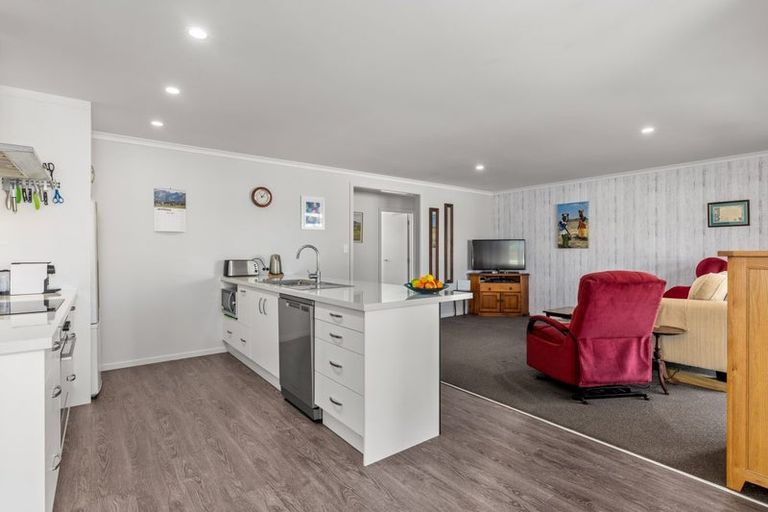 Photo of property in 15 Admiralty Drive, Haruru, 0204