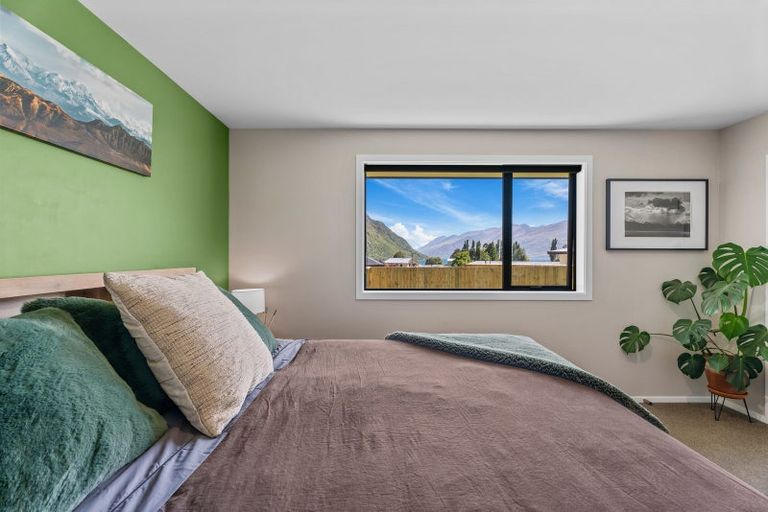 Photo of property in 6 Lakefield Close, Kingston, Athol, 9793