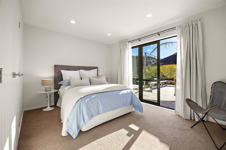 Photo of property in 883 Peak Road, Helensville, 0875