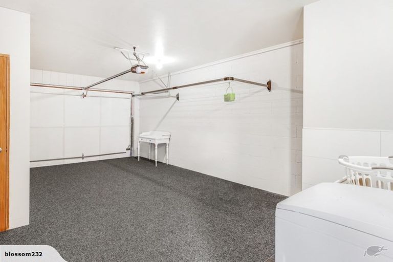 Photo of property in 5a Bolton Lane, Queenstown, 9300