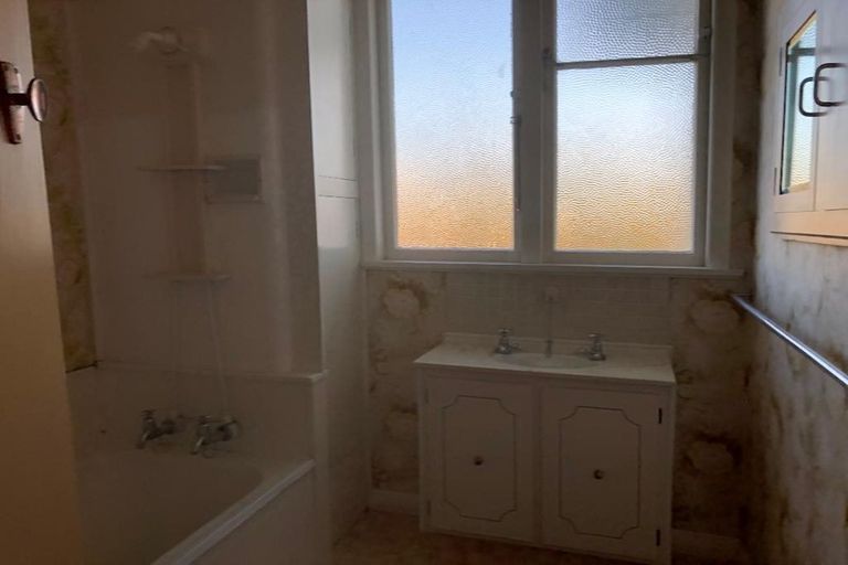 Photo of property in 26 Marine Parade, Otaki Beach, Otaki, 5512