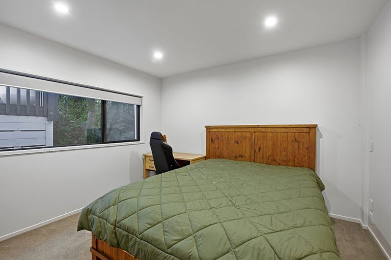 Photo of property in 22a Eastcliffe Road, Castor Bay, Auckland, 0620