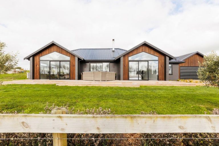 Photo of property in 10 Beechwood Road, Feilding, 4779